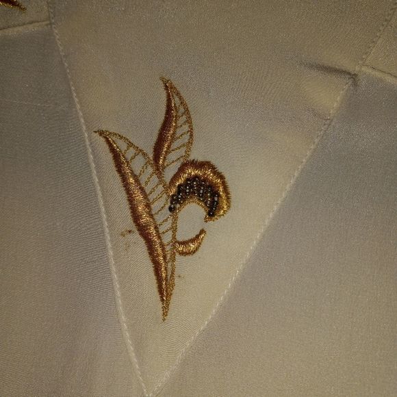 100% Silk Blouse - Picture 7 of 11